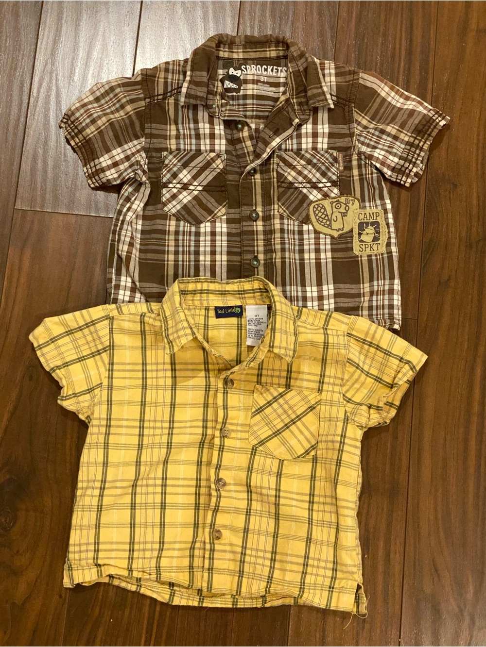 Bundle of boys button front plaid shirts 3T